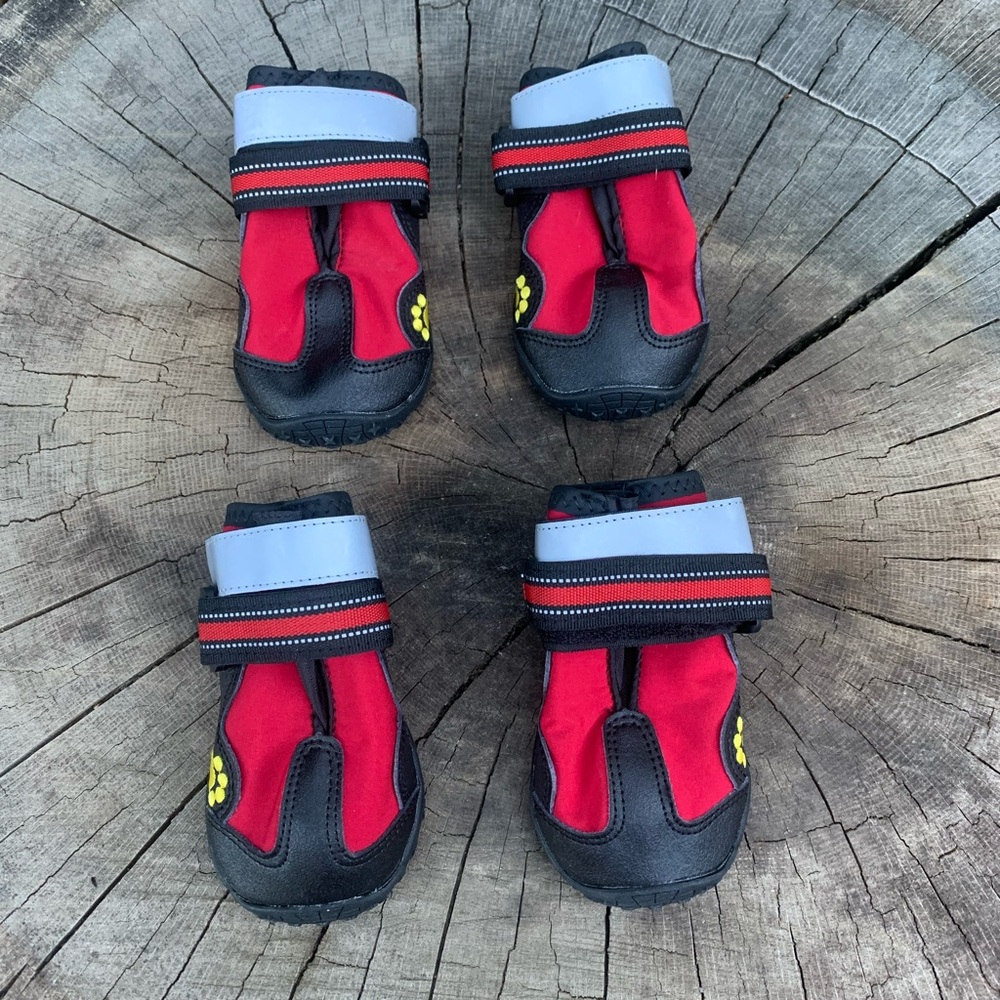 Dog boots 🥾